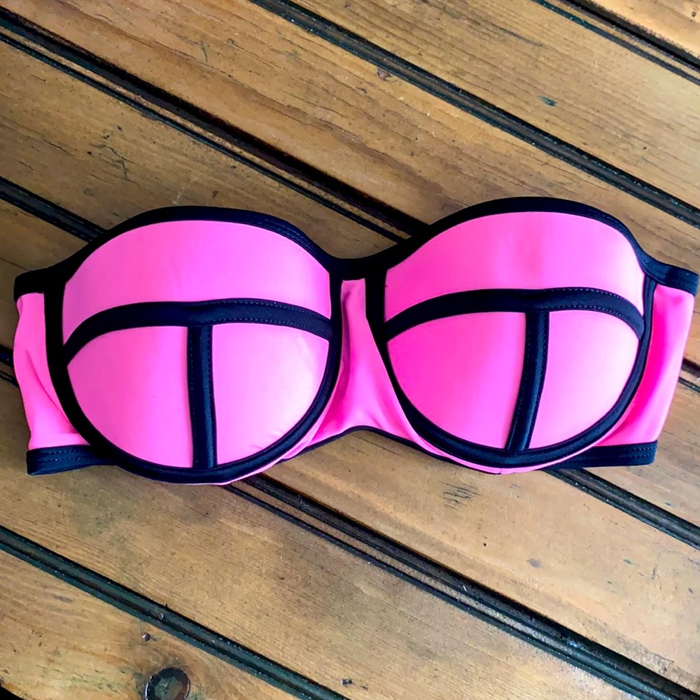 . Bright pink and black bikini top!